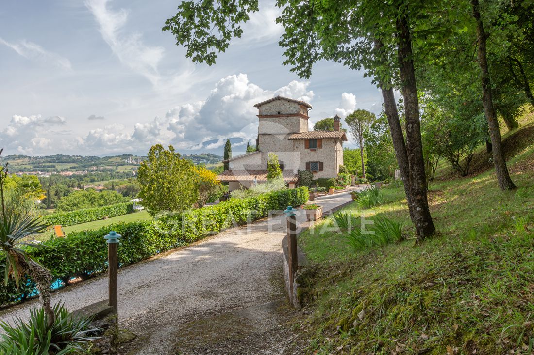 Casa a Spoleto, Italia, 386.3 m² - foto 8