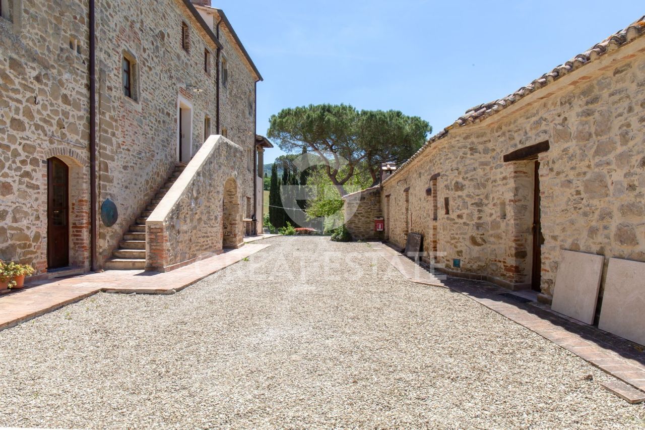 Castello a Passignano sul Trasimeno, Italia, 1 177.95 m² - foto 8