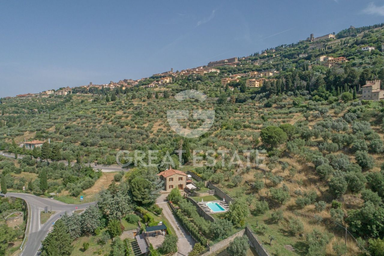 Casa a Cortona, Italia, 212.35 m² - foto 8