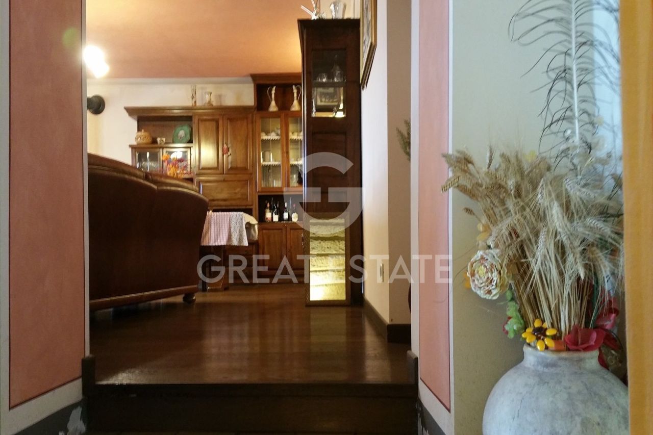Appartement à Fabro, Italie, 128.95 m² - image 9