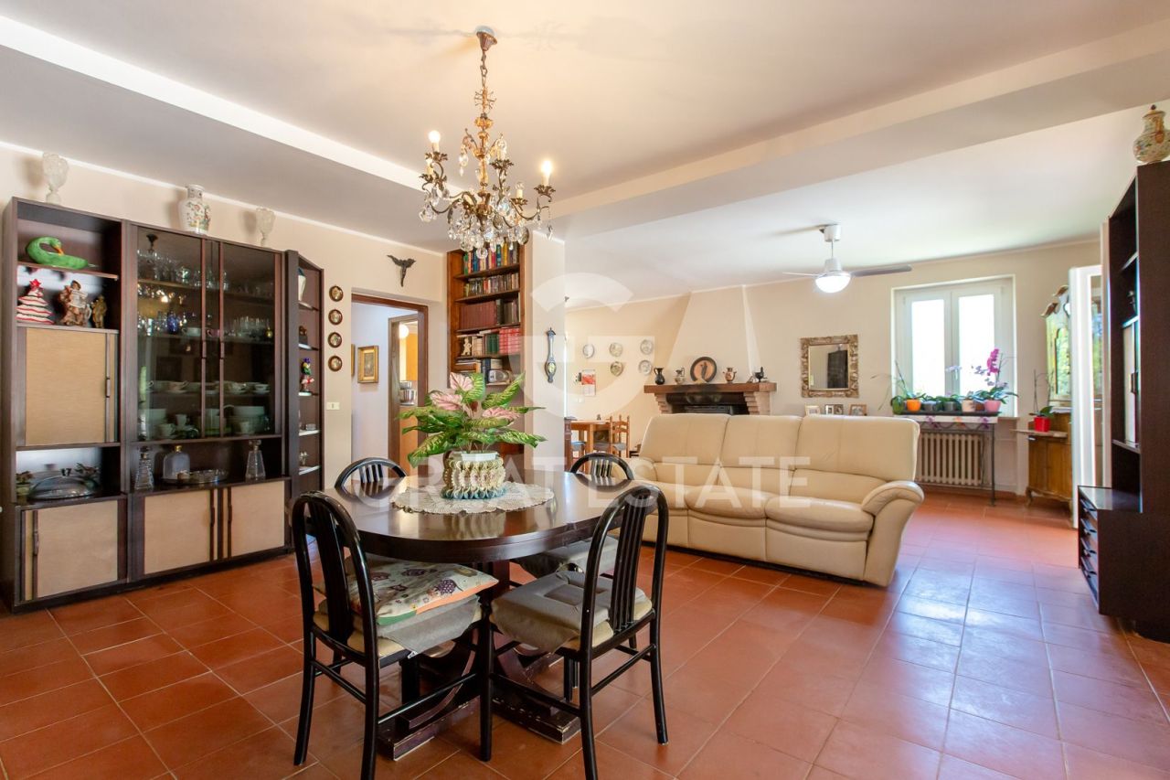 Maison dans Ficulle, Italie, 335.9 m² - image 9