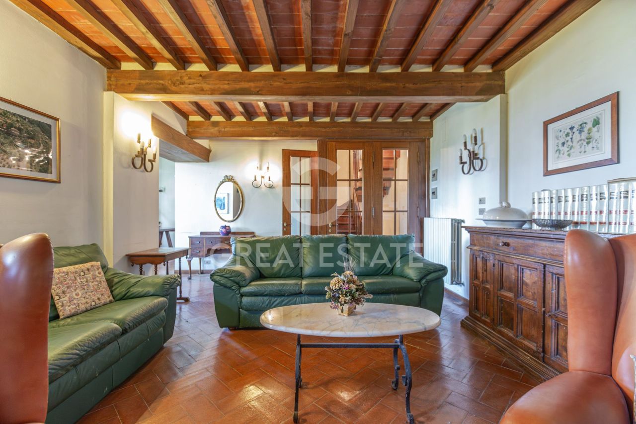Casa en Arezzo, Italia, 458.05 m² - imagen 9
