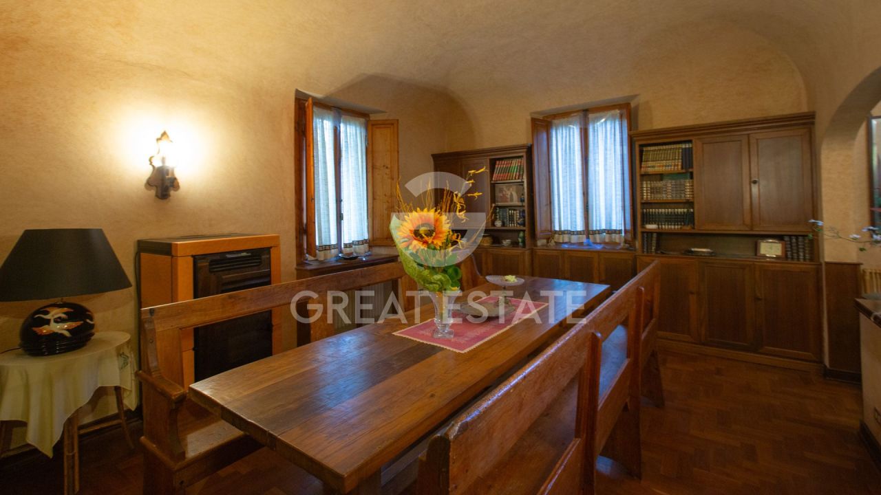 Villa in Castiglione del Lago, Italy, 478.6 m² - picture 10