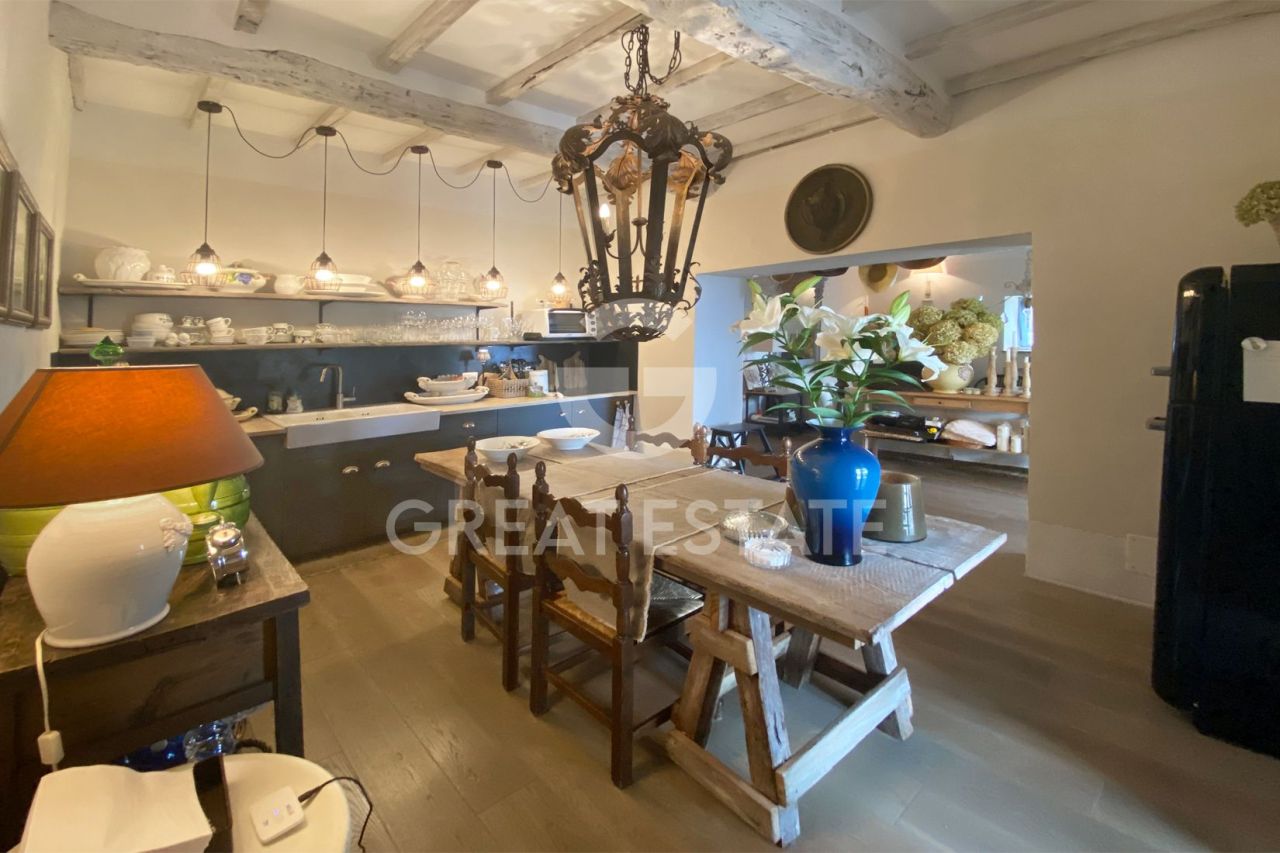 Casa Loro Ciuffenna, Italia, 305.7 m² - foto 10