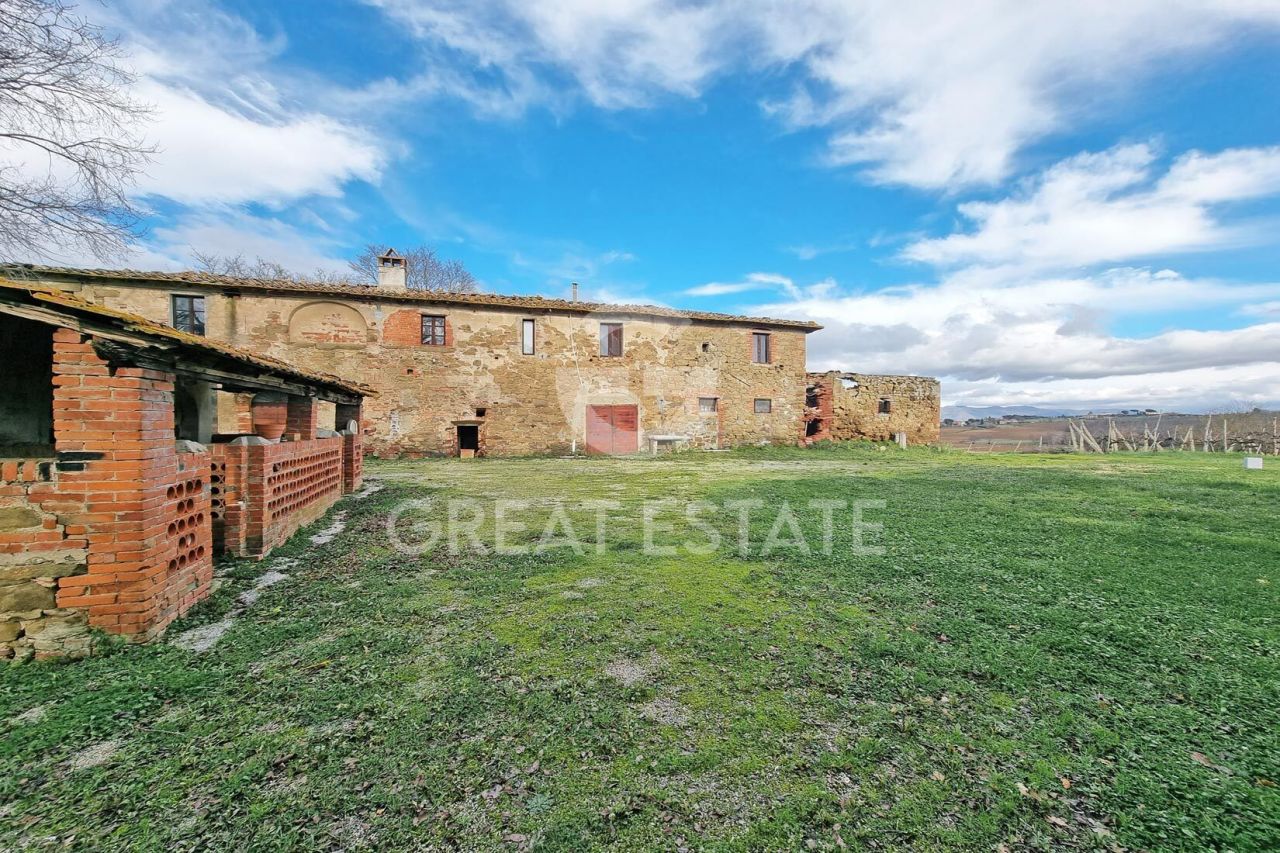 House Monte San Savino, Italy, 494.5 m² - picture 10
