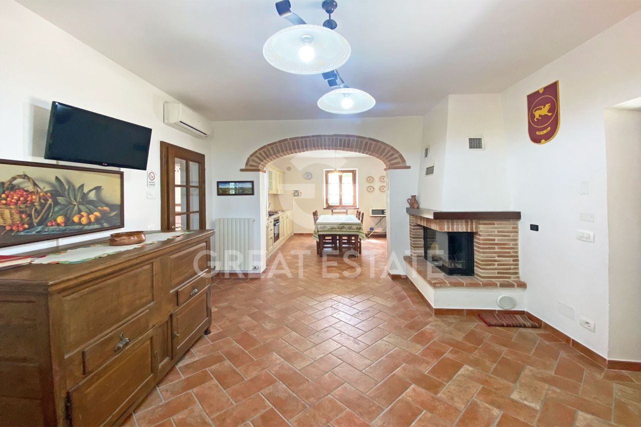 Casa a Cortona, Italia, 212.35 m² - foto 10