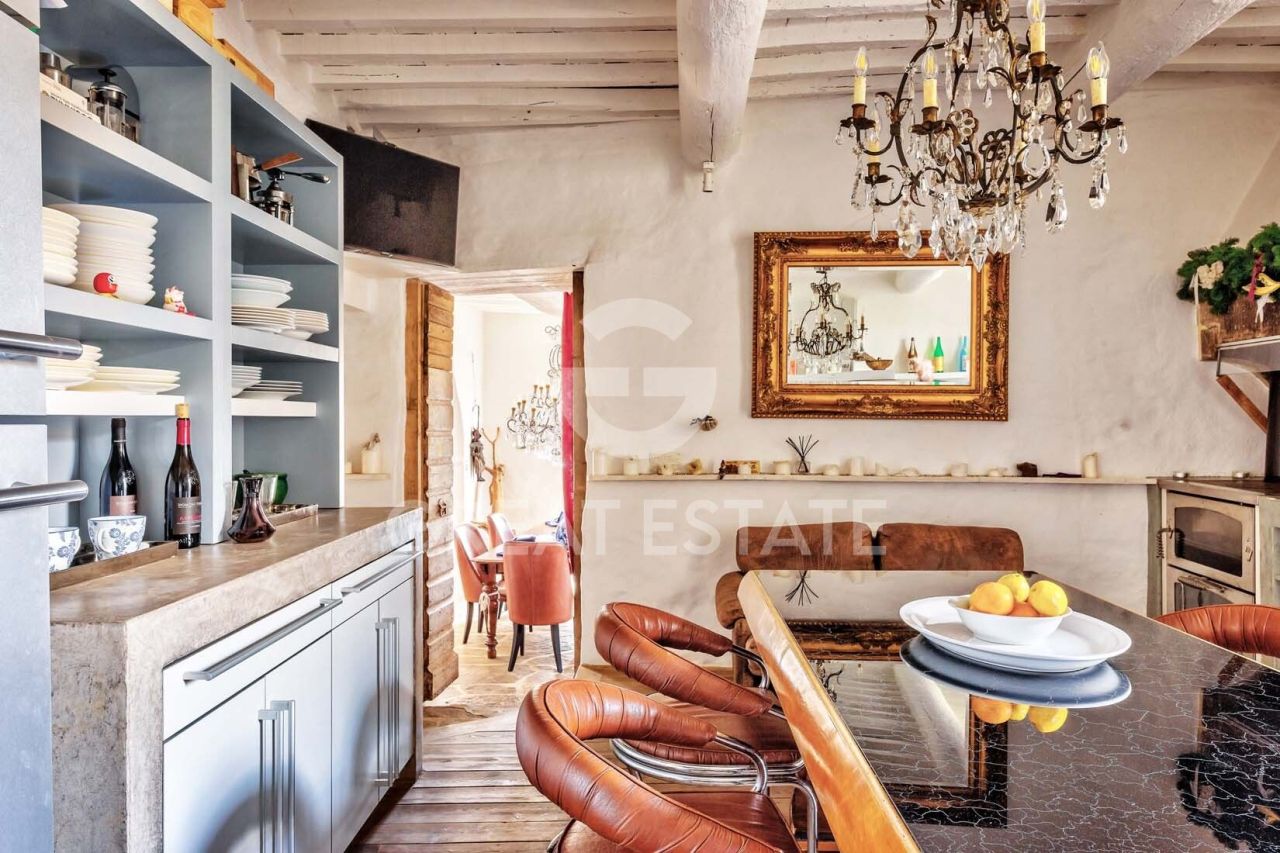 Casa ad Arezzo, Italia, 357 m² - foto 11