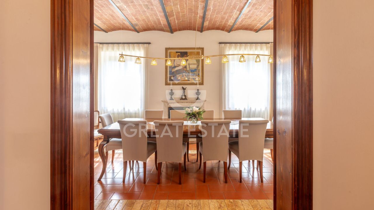 Maison à Cetona, Italie, 489.1 m² - image 12