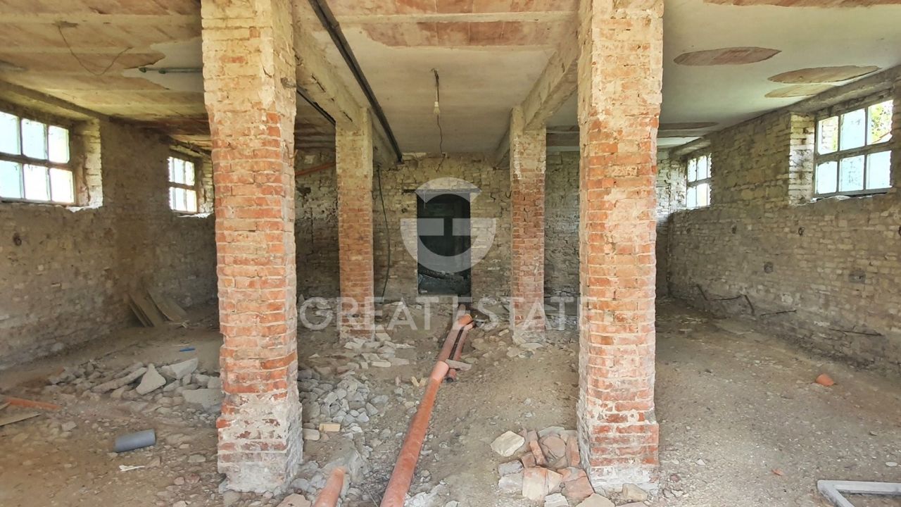 House in Perugia, Italy, 875 m² - picture 12