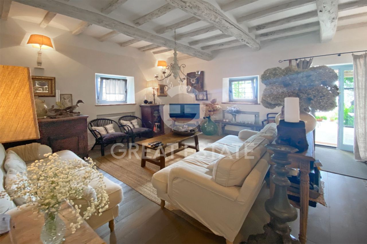 Casa Loro Ciuffenna, Italia, 305.7 m² - foto 12