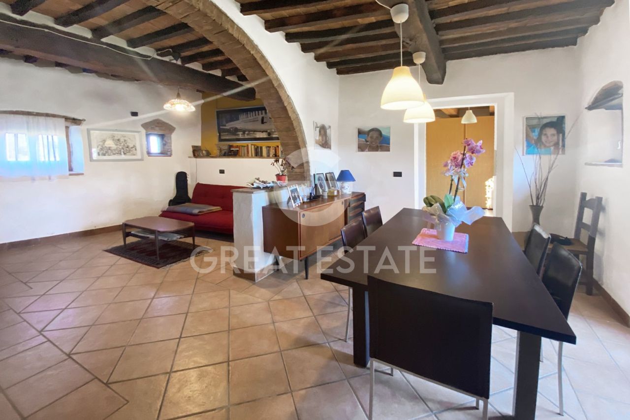 House Anghiari, Italy, 535 m² - picture 13