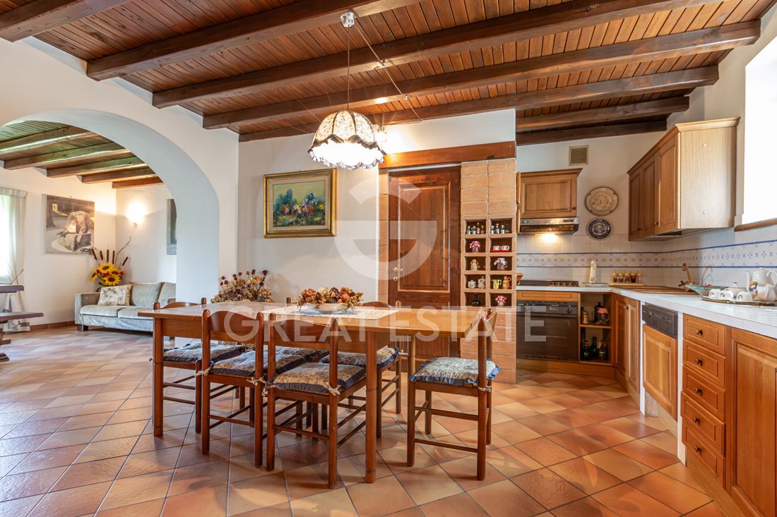 Casa a Spoleto, Italia, 386.3 m² - foto 13