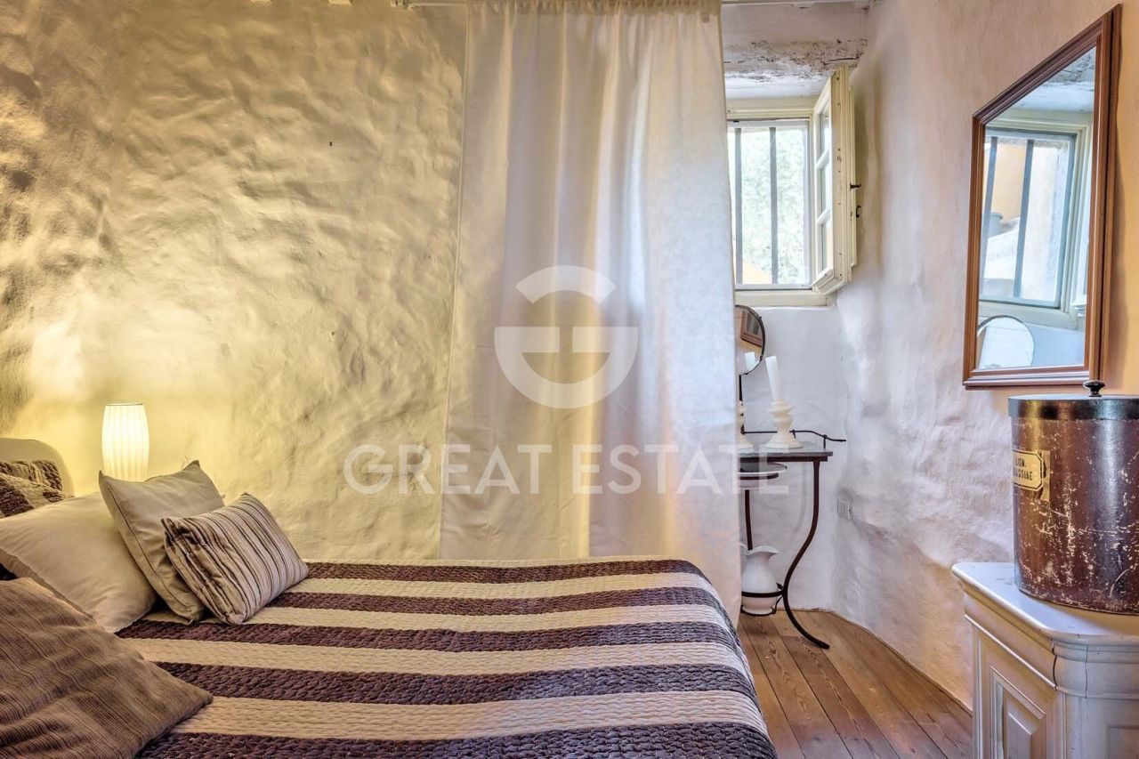 Casa ad Arezzo, Italia, 357 m² - foto 14