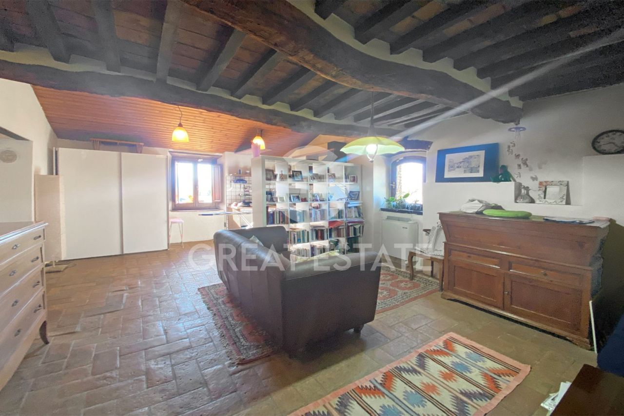 House Anghiari, Italy, 535 m² - picture 14