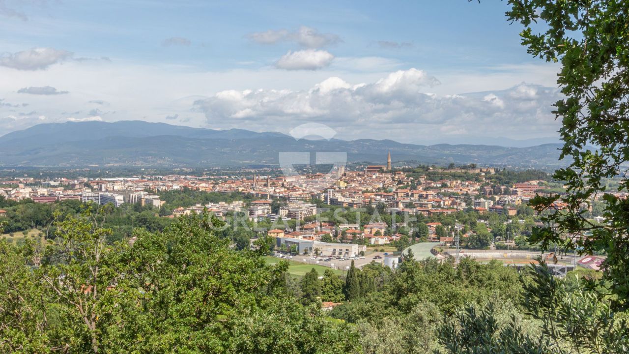 Casa en Arezzo, Italia, 458.05 m² - imagen 15