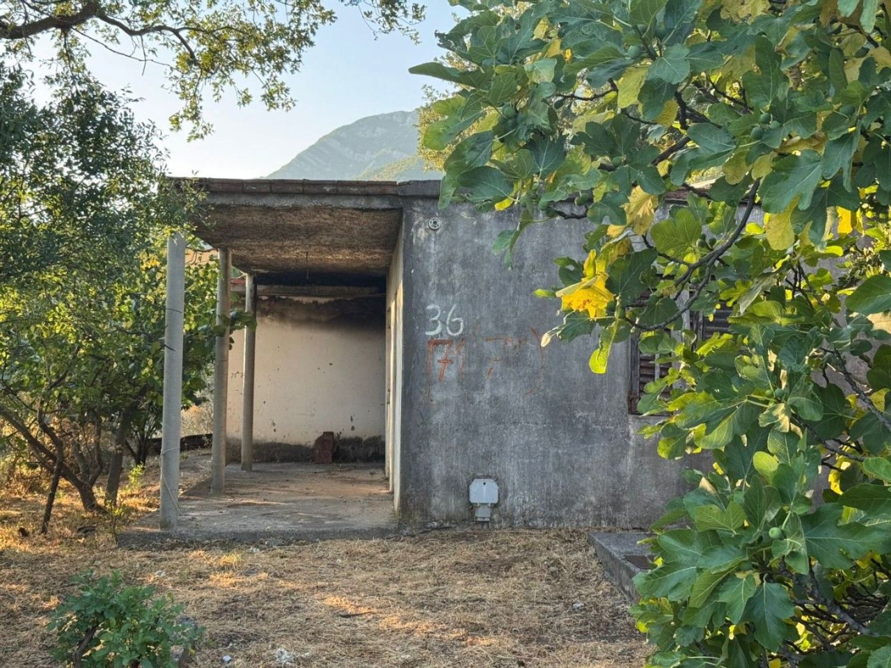 Maison à Sutomore, Monténégro, 86 m² - image 1