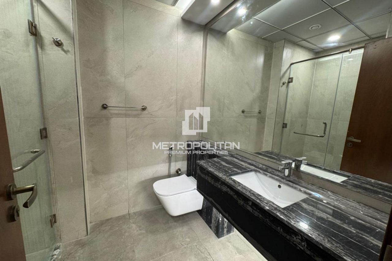 Apartment in Dubai, UAE, 114 m² - picture 1