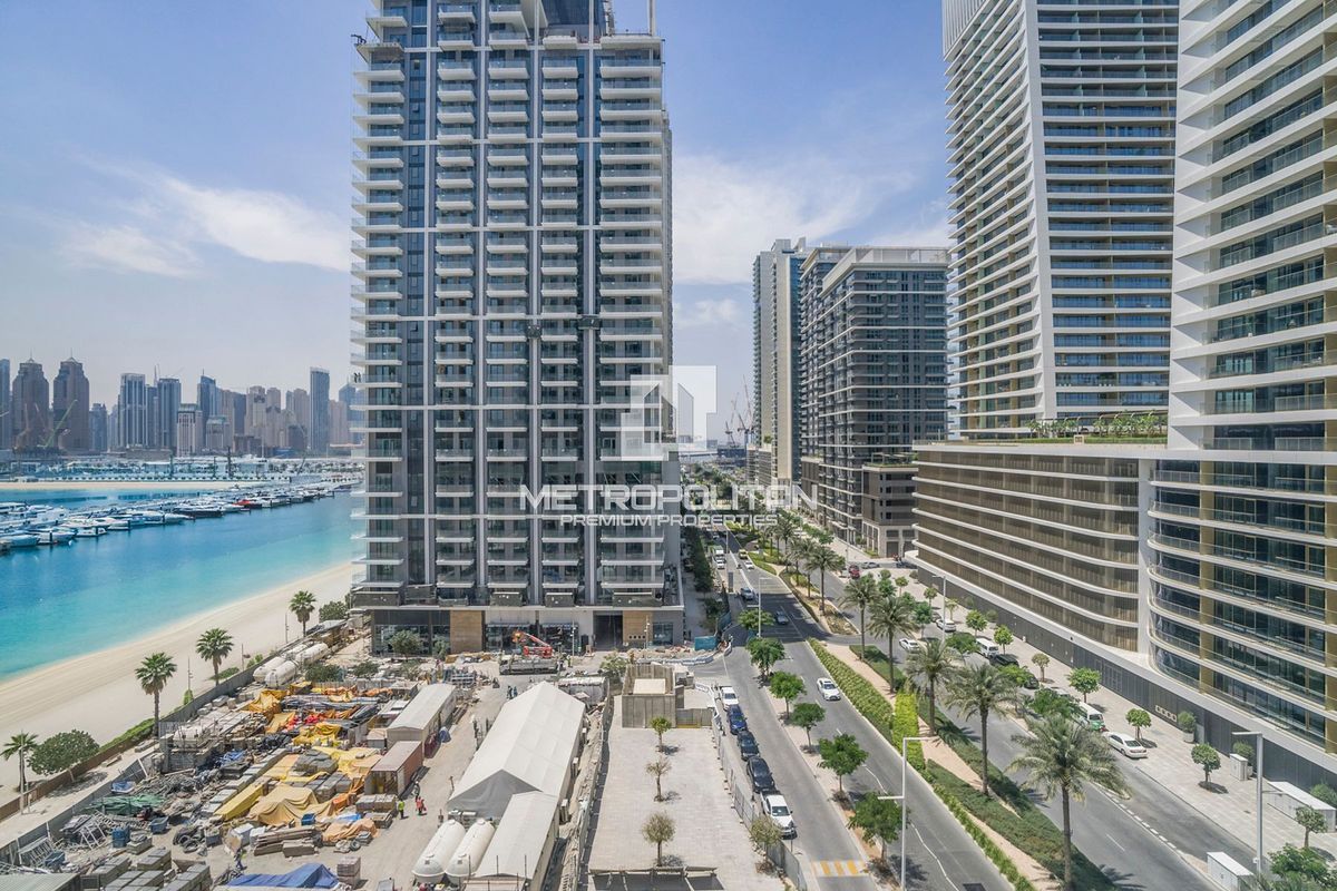 Apartamento en Dubái, EAU, 68 m² - imagen 1