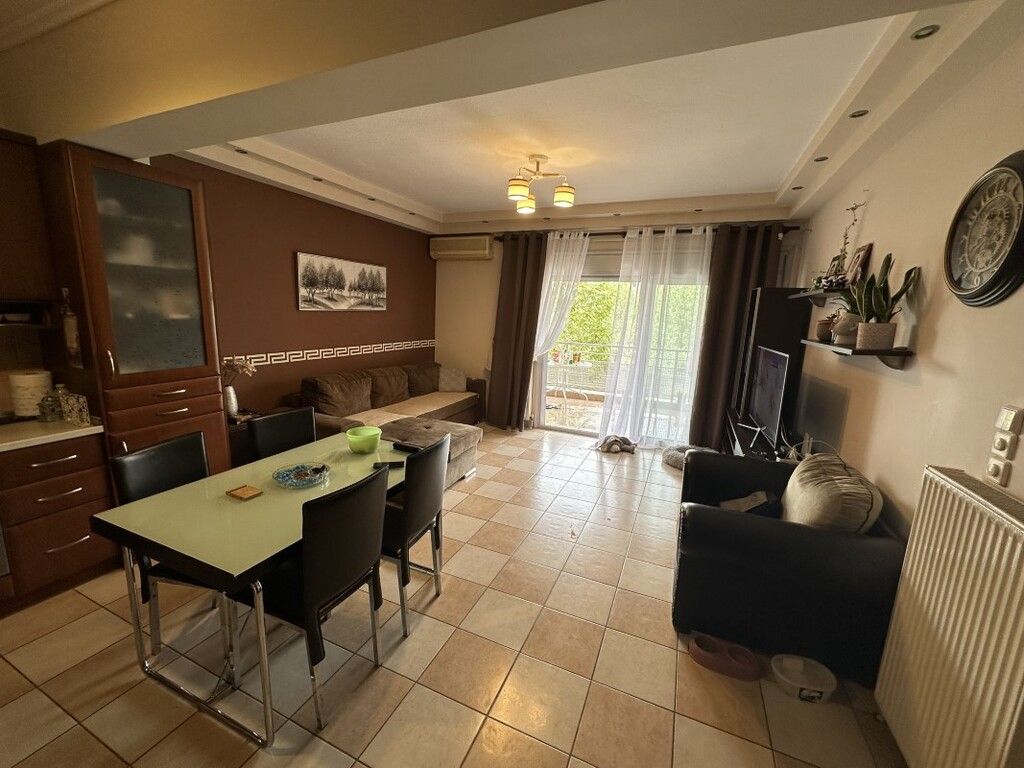 Piso en Salónica, Grecia, 70 m² - imagen 1