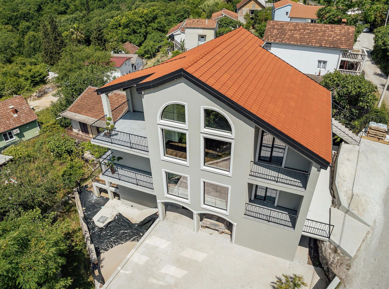 Appartamento a Herceg-Novi, Montenegro, 103 m² - foto 3