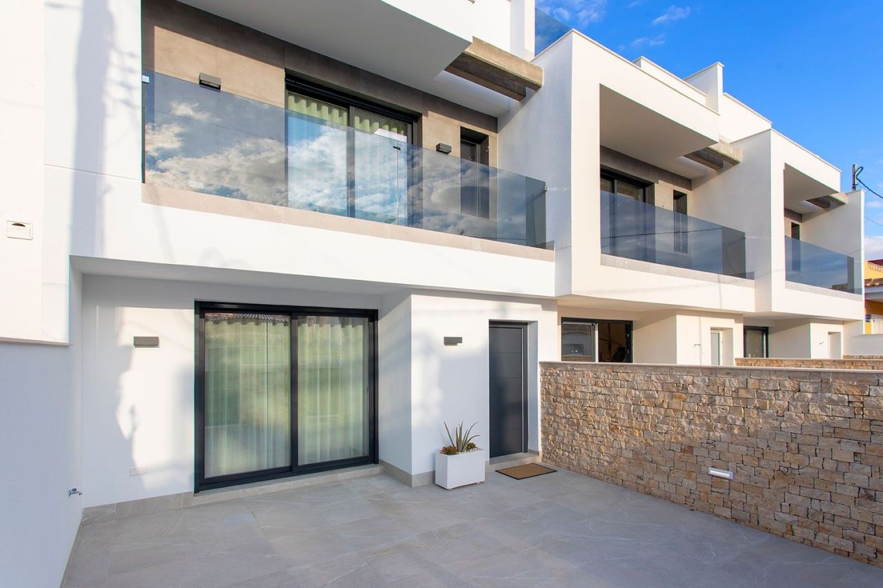 Chalet à Pilar de la Horadada, Espagne, 103 m² - image 1