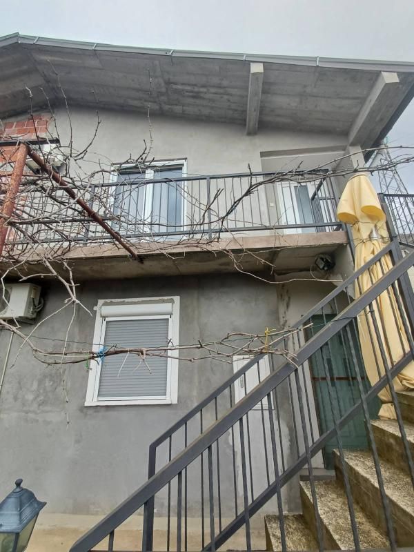 Casa en Sutomore, Montenegro, 95 m² - imagen 1