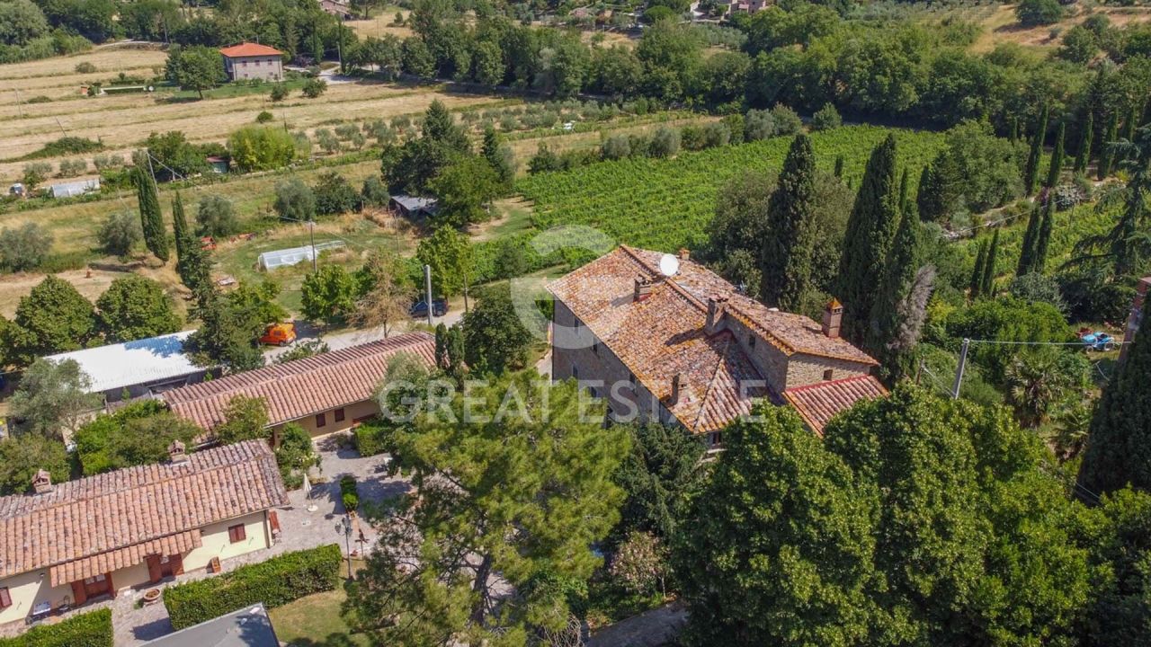 Casa a Tuoro sul Trasimeno, Italia, 1 042.55 m² - foto 4