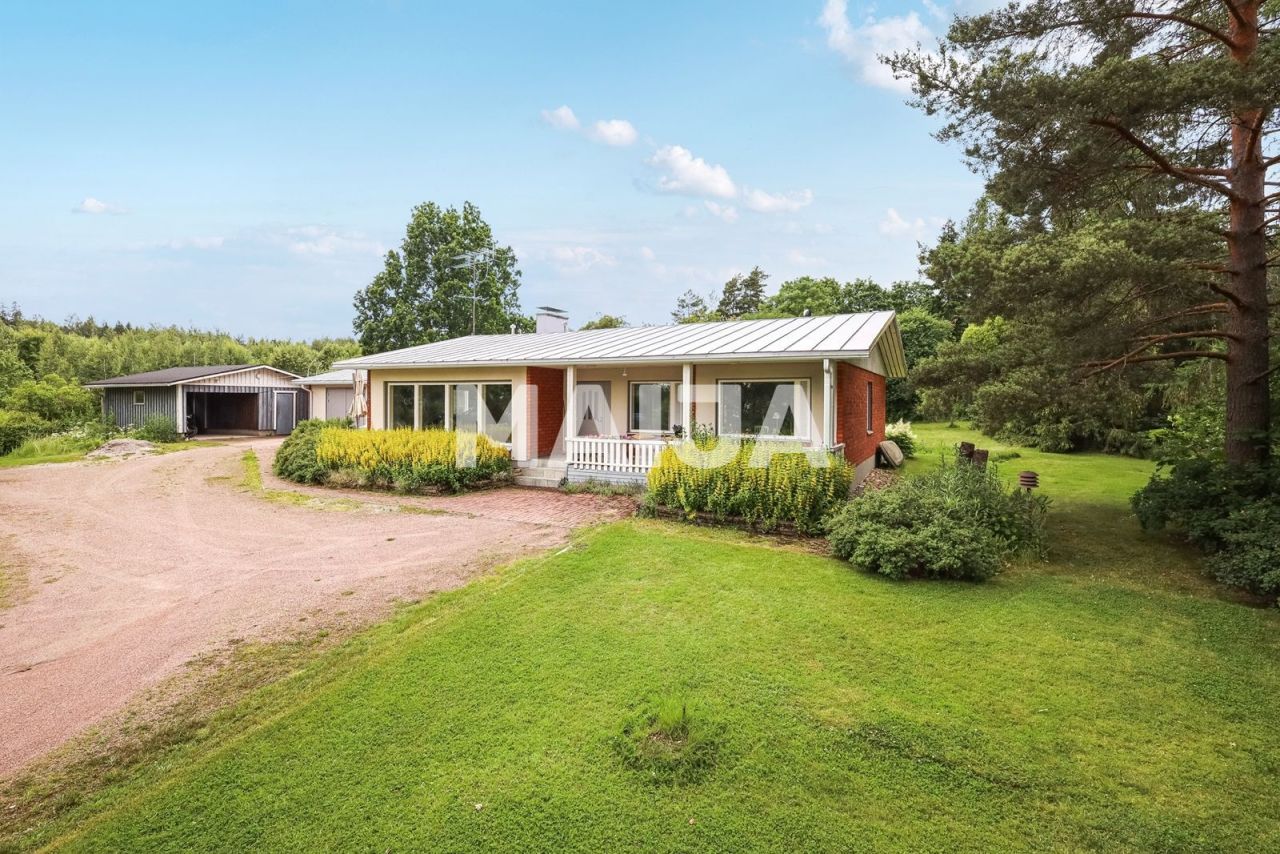 Maison à Porvoo, Finlande, 151 m² - image 1