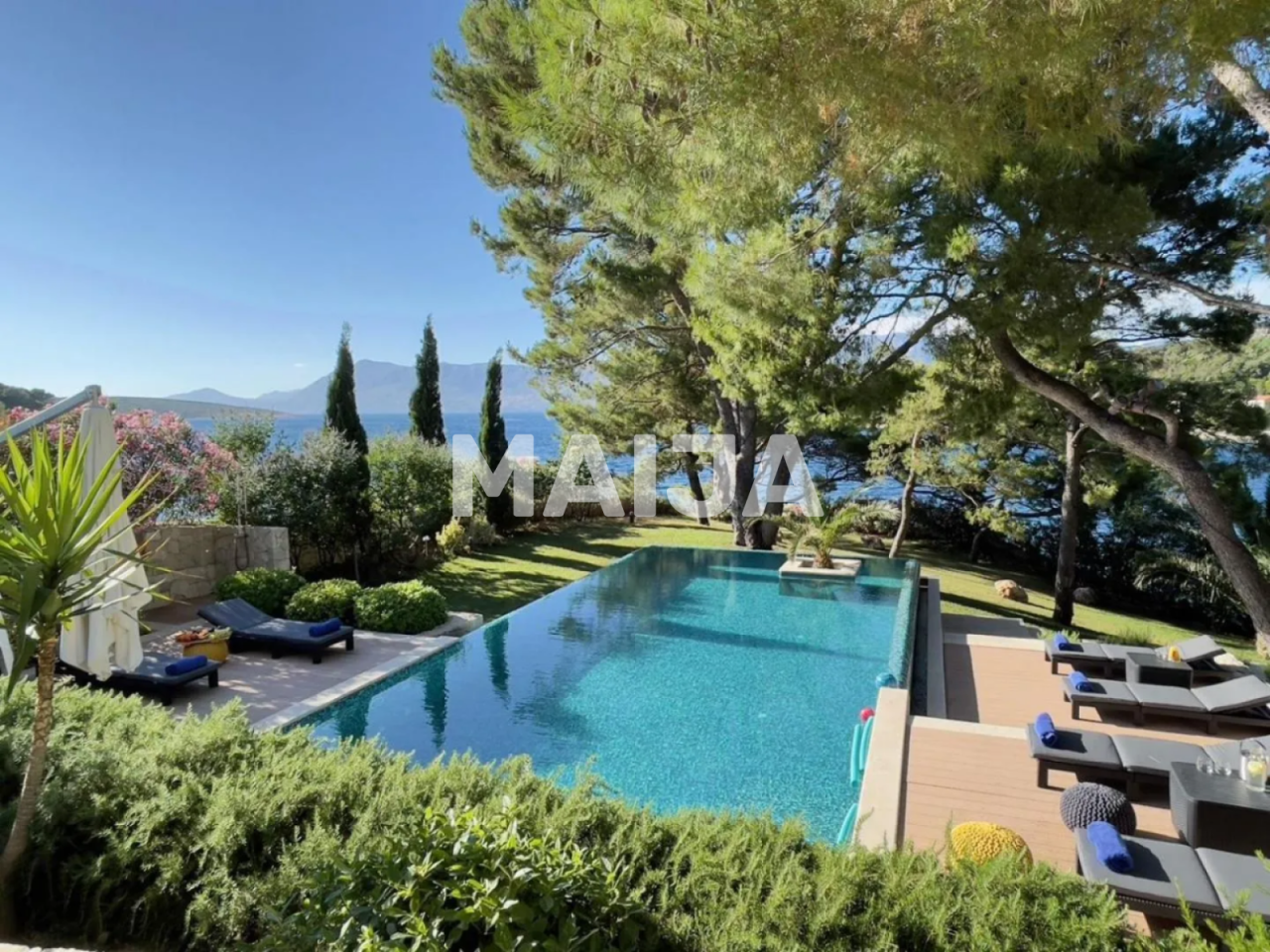 Villa in Split, Kroatien, 407 m² - Foto 1