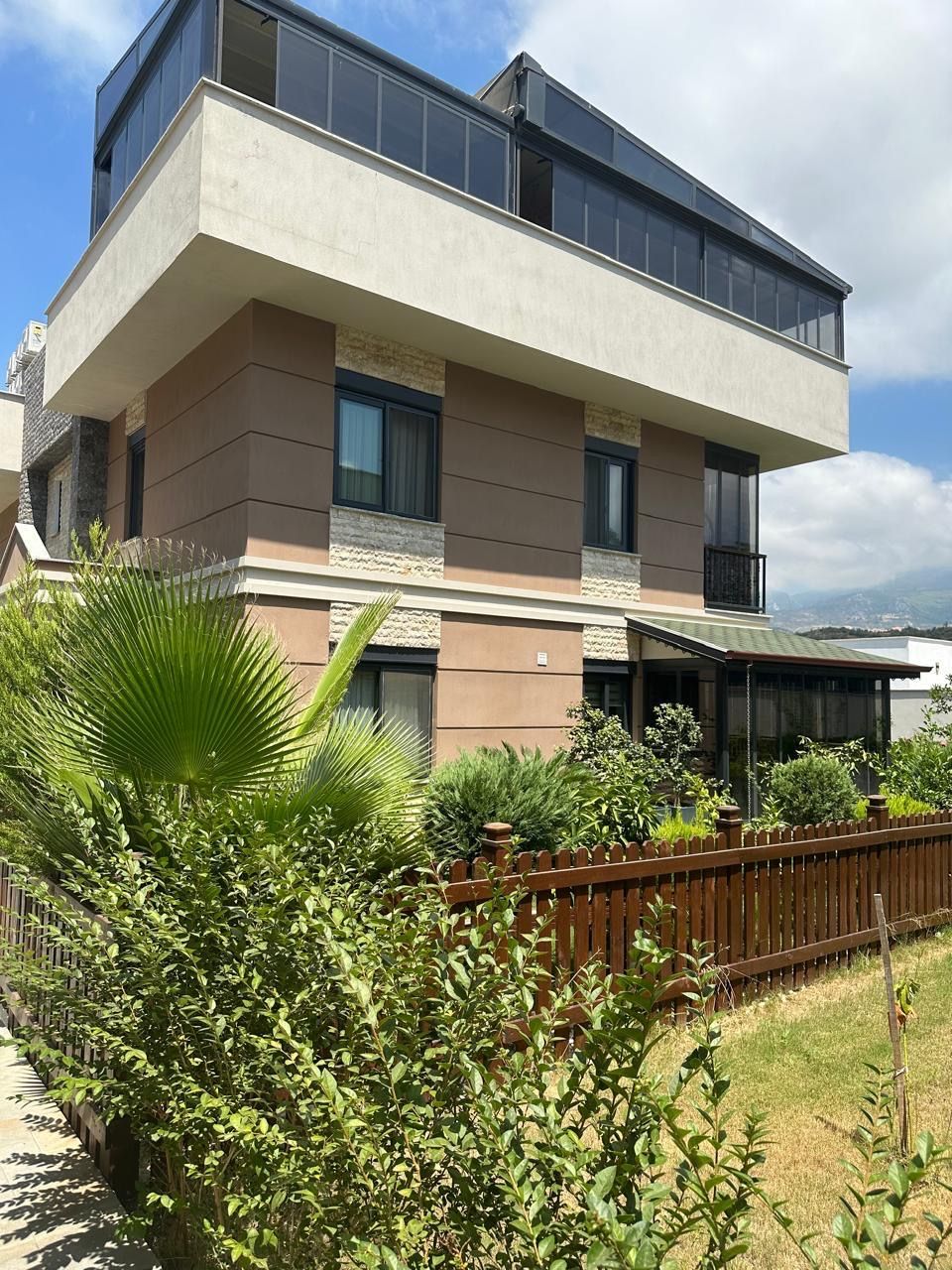 Villa in Alanya, Turkey, 220 m² - picture 1