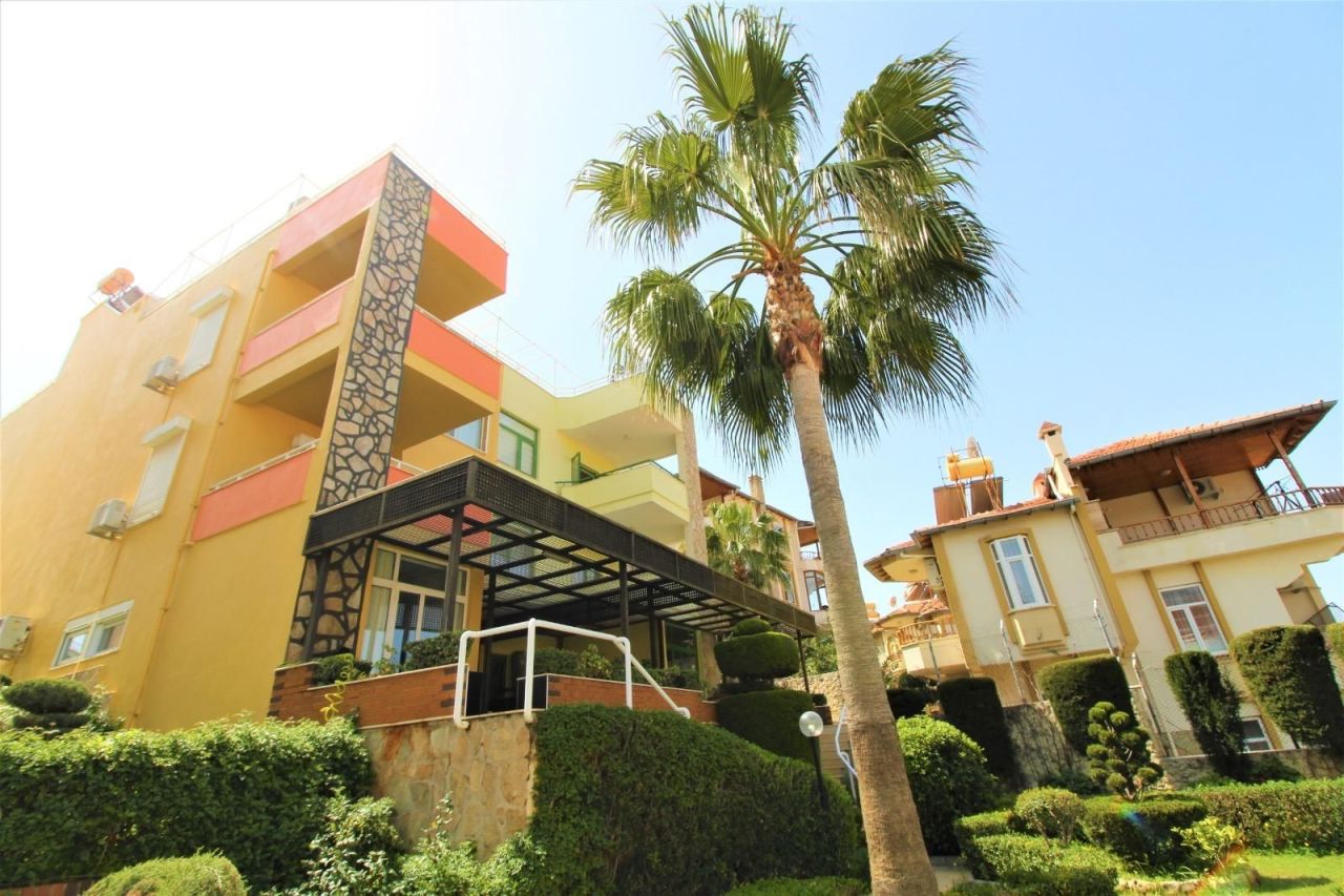 Villa en Alanya, Turquia, 300 m² - imagen 1