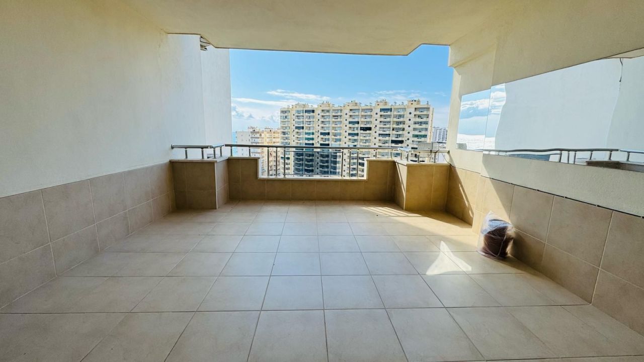 Piso en Mersin, Turquia, 150 m² - imagen 17