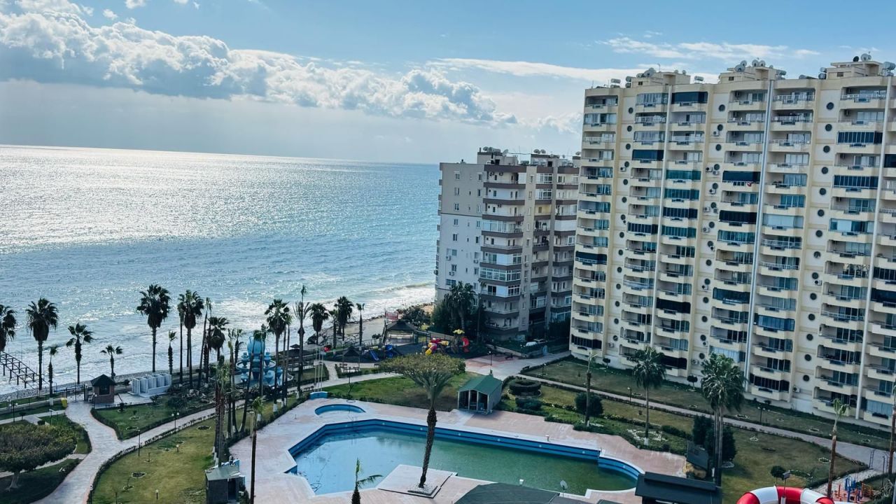 Appartement à Mersin, Turquie, 150 m² - image 1