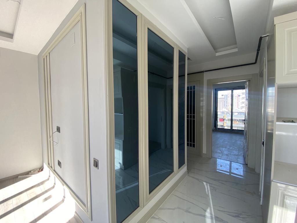 Piso en Mersin, Turquia, 75 m² - imagen 12