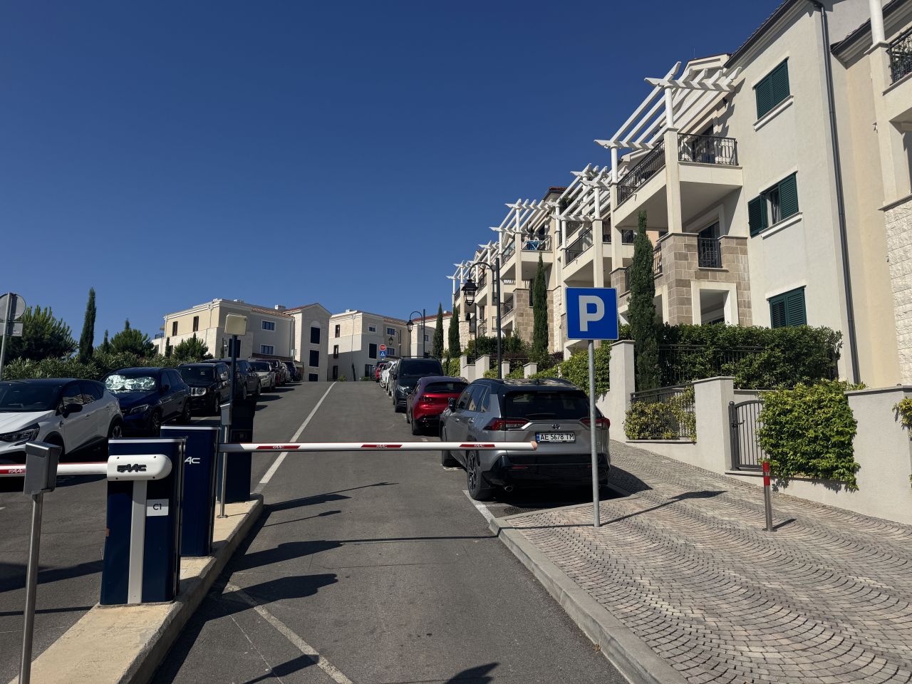 Flat in Tivat, Montenegro, 45 m² - picture 14