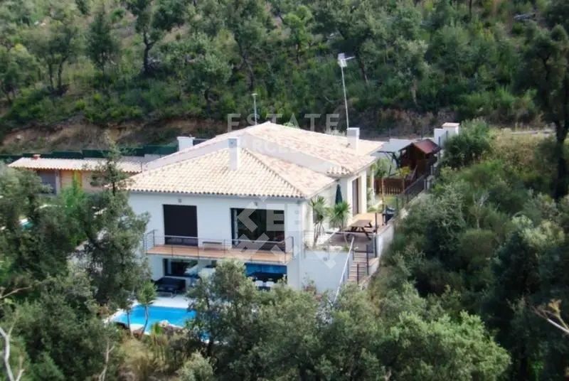 Villa à Platja D'Aro, Espagne, 335 m² - image 1