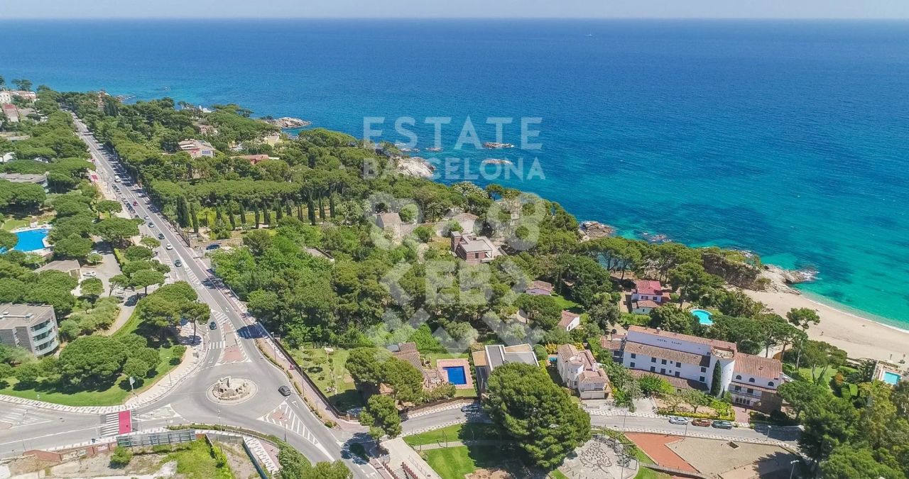 Land in Platja D'Aro, Spain, 8 000 m² - picture 6