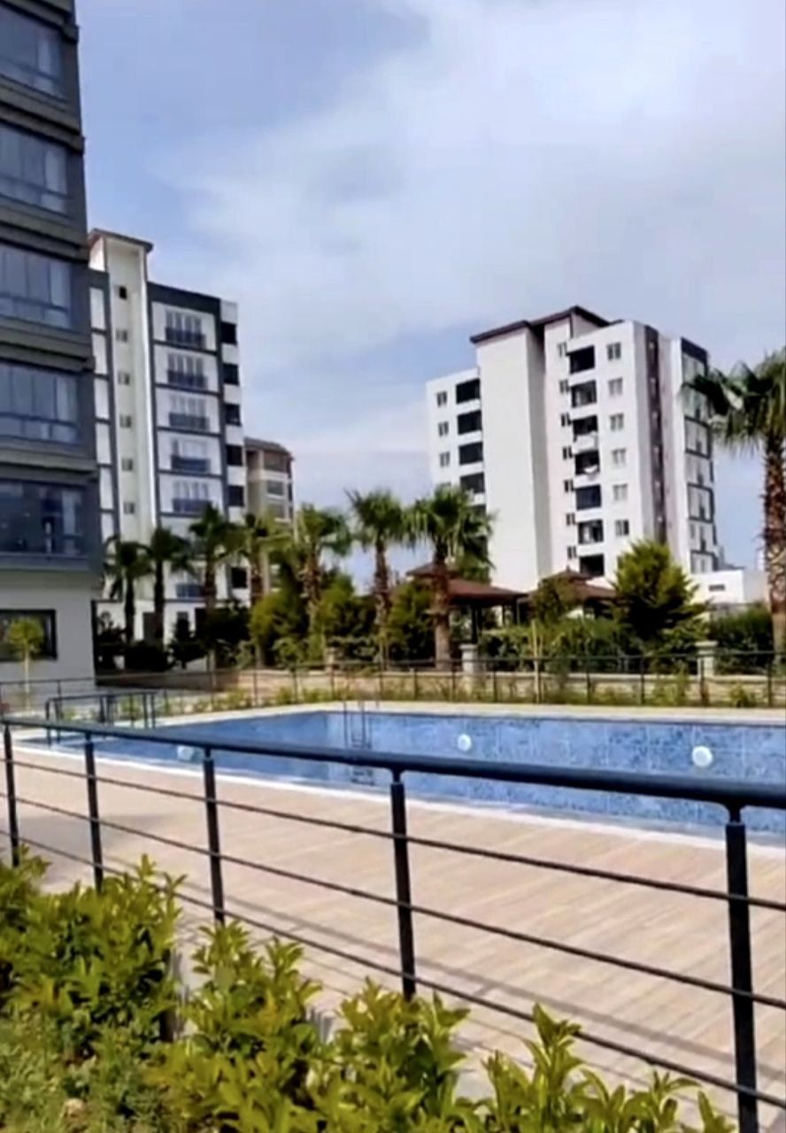 Flat in Mersin, Turkey, 64 m² - picture 1