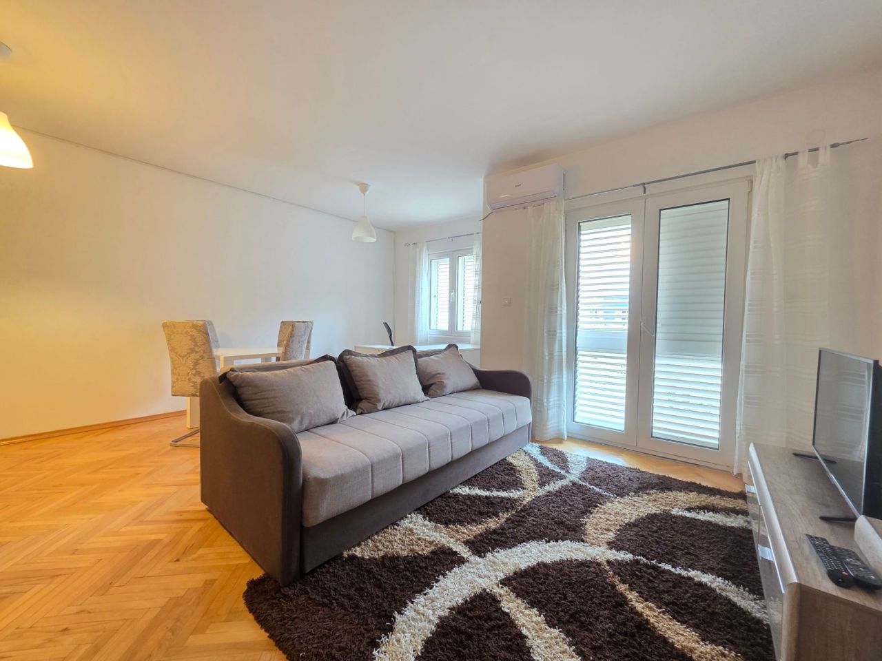Apartment in Budva, Montenegro, 70 m² - Foto 1