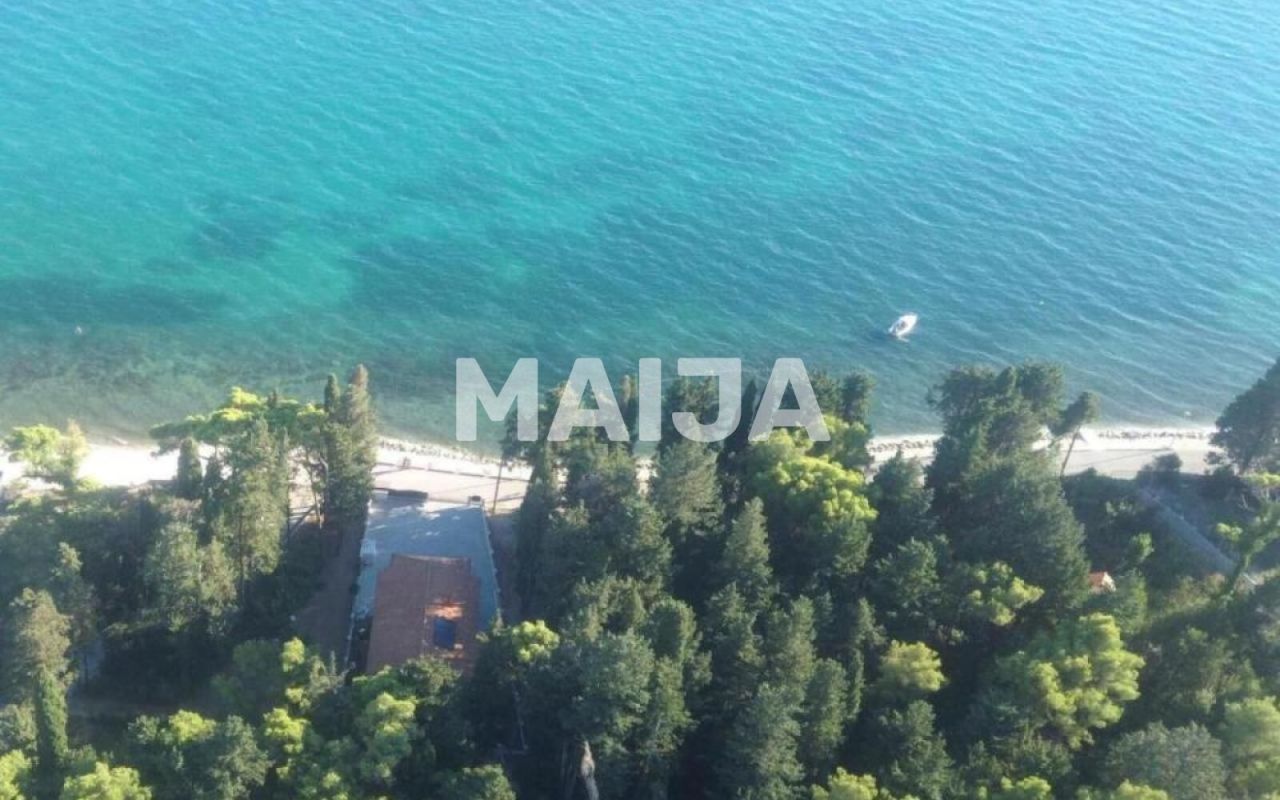 Villa à Split, Croatie, 270 m² - image 1
