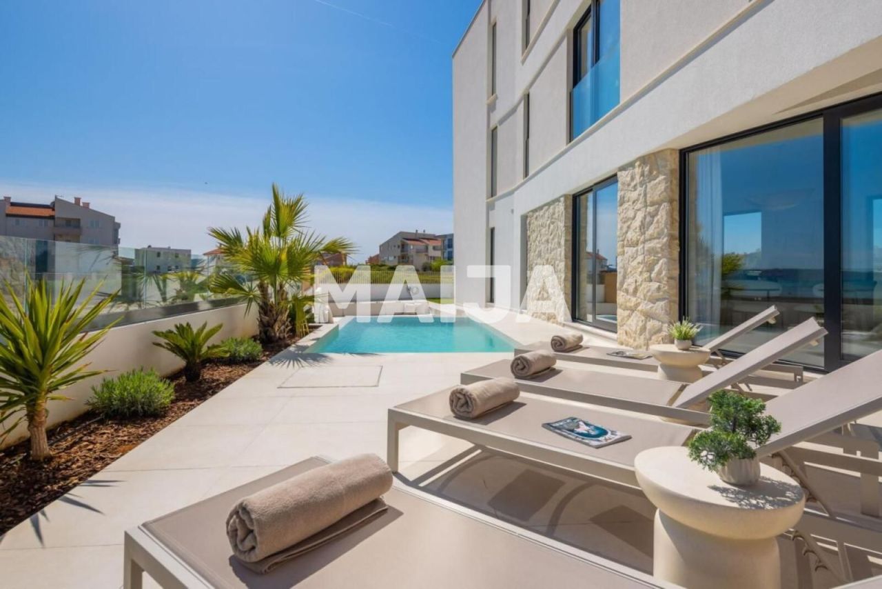 Villa Sukošan, Croatie, 174 m² - image 1