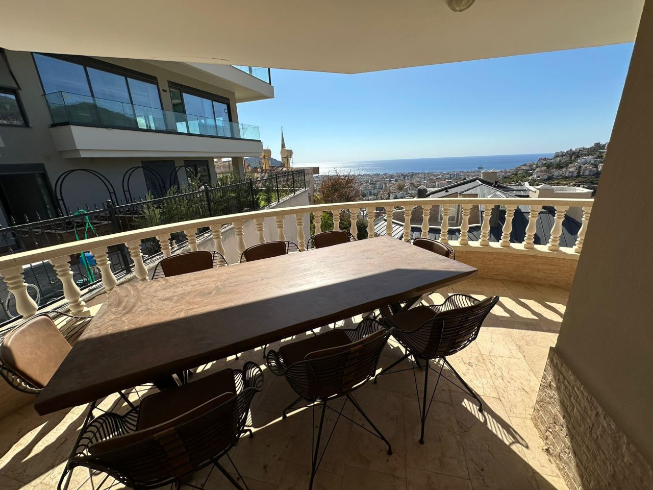 Villa in Alanya, Türkei, 190 m² - Foto 1