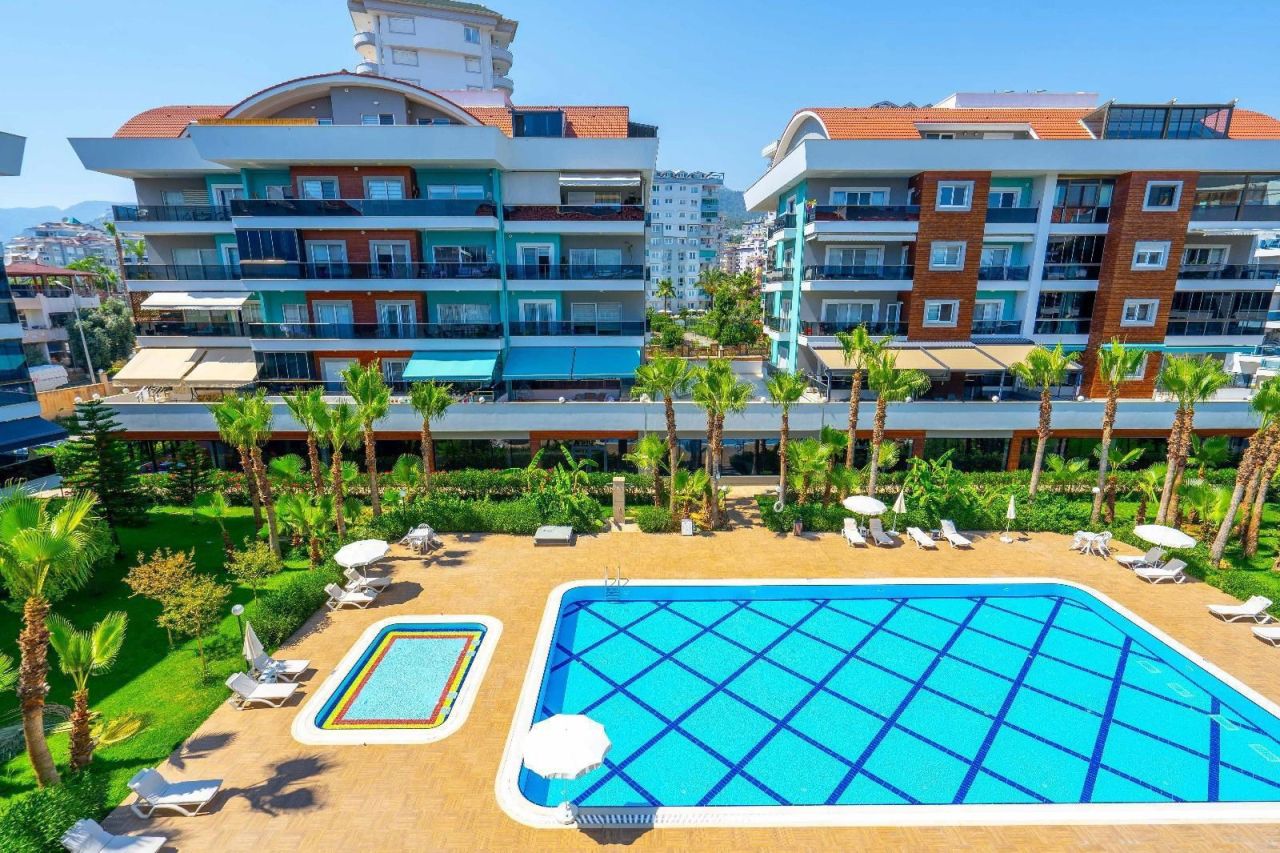 Apartment in Alanya, Turkey, 70 m² - picture 1