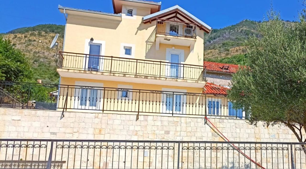 Haus in Kamenari, Montenegro, 280 m² - Foto 5