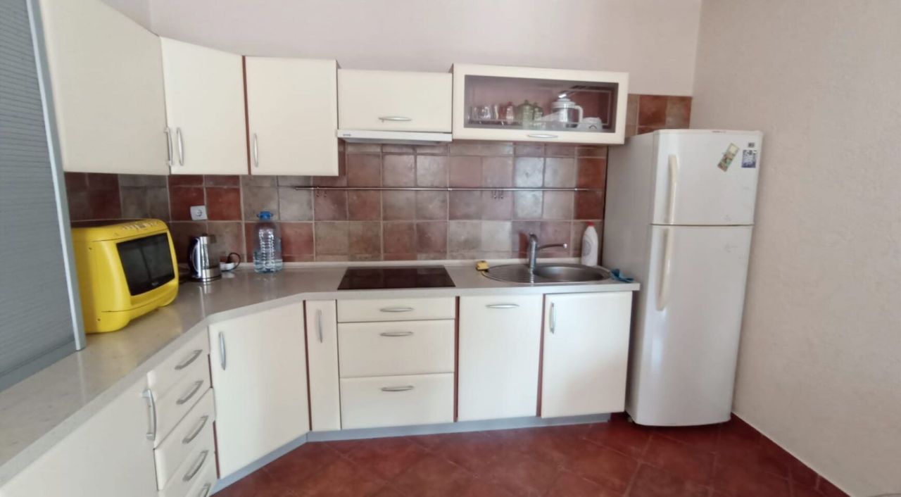 Haus in Kamenari, Montenegro, 280 m² - Foto 8