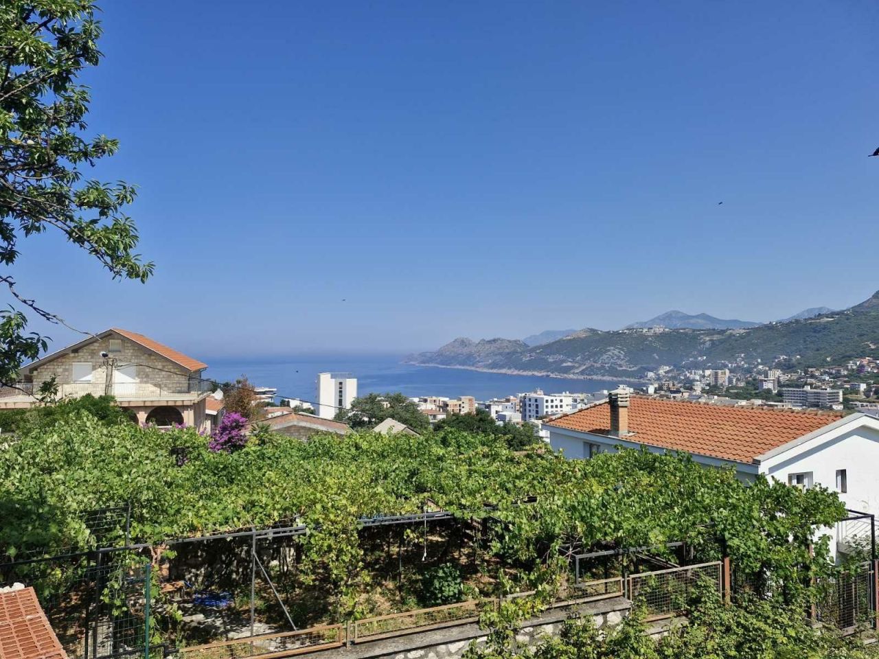 Maison à Dobra Voda, Monténégro, 36 m² - image 1
