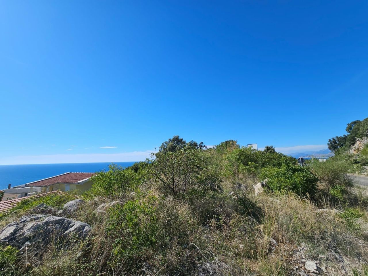 Terreno a Utjeha, Montenegro, 1 403 m2 - foto 4