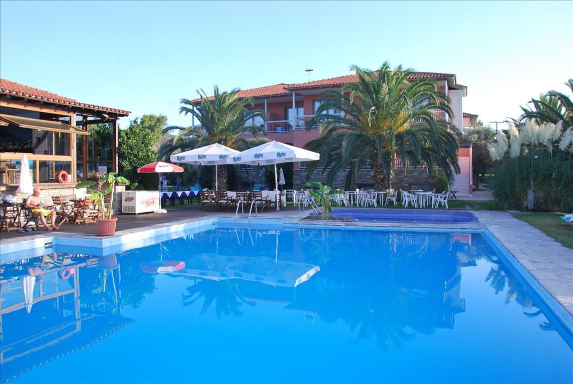 Hotel in Chalkidiki, Greece, 1 260 m² - picture 1