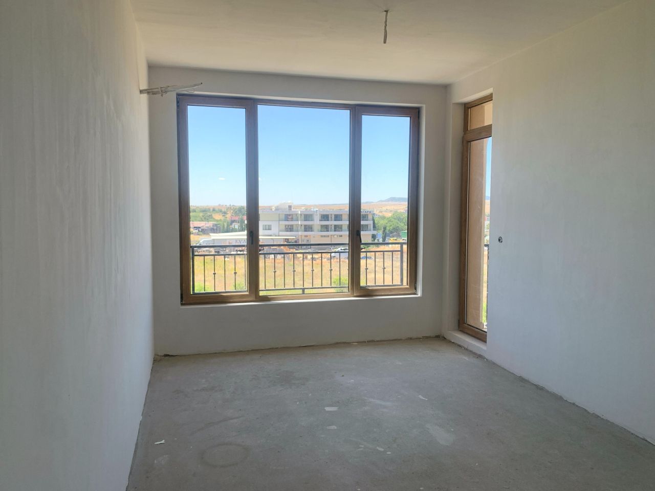 Flat in Nesebar, Bulgaria, 78.6 m² - picture 1
