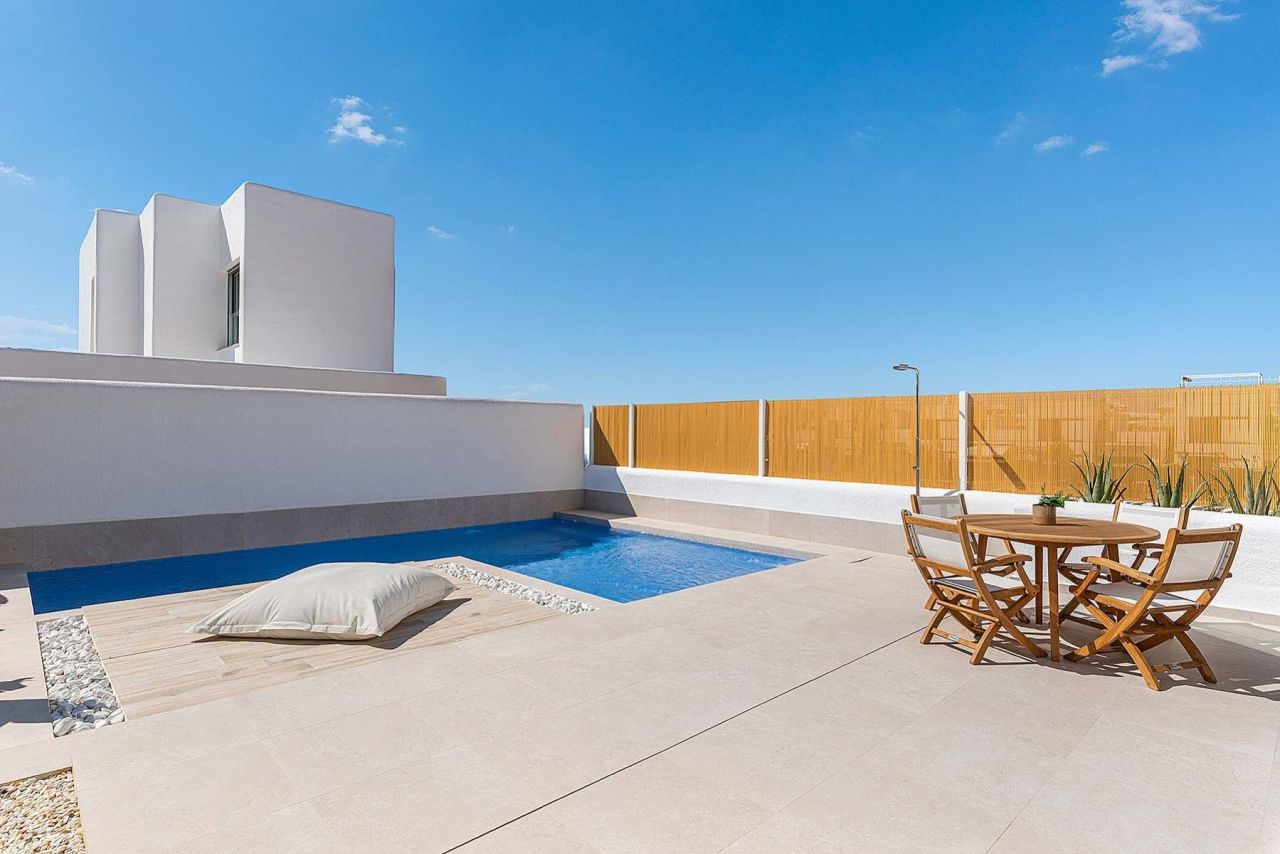 Villa in Los Alcázares, Spanien, 115 m² - Foto 3